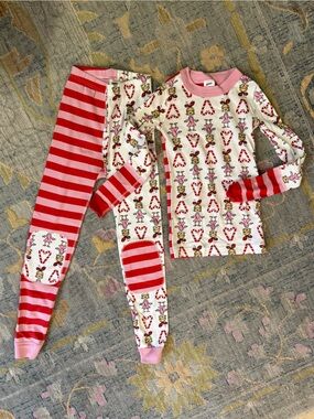 Girls Grinch Cindy Lou Who Christmas Pink & Red Heart Long Sleeve Pajama Set
